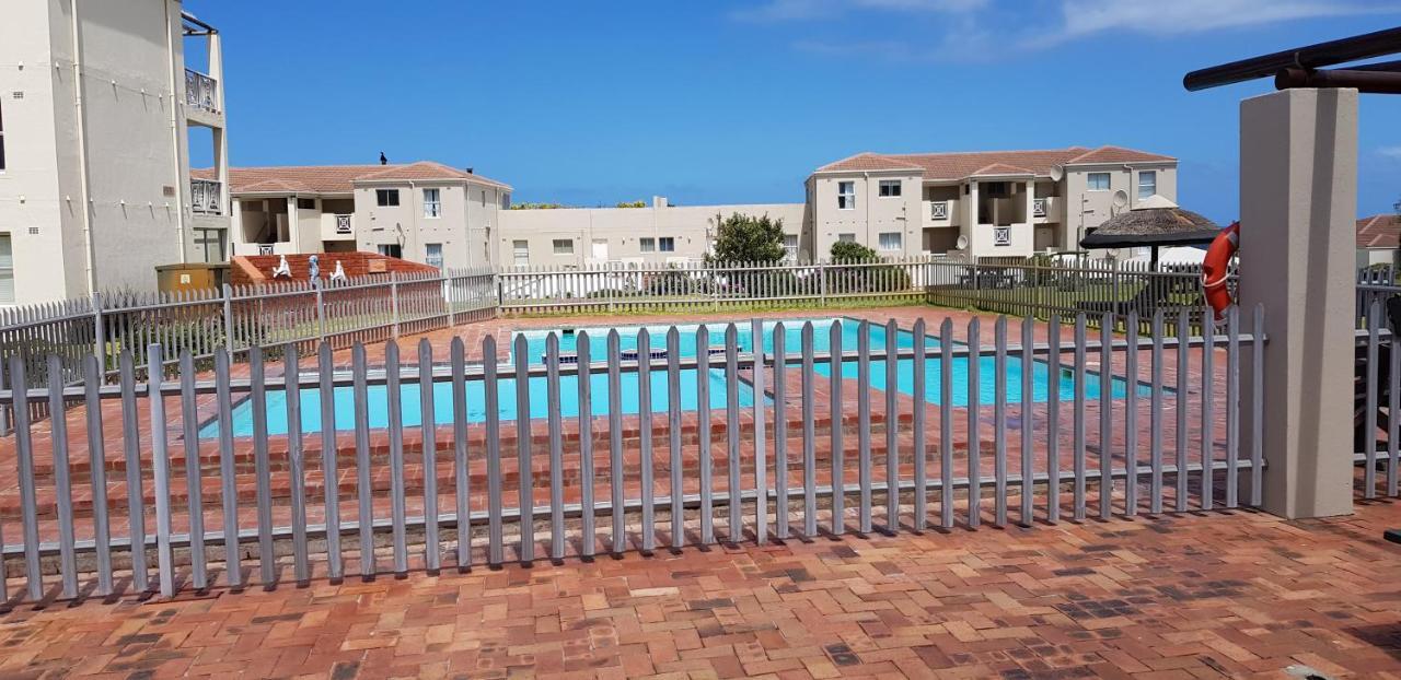 Hermanus Beach Club Appartement Buitenkant foto