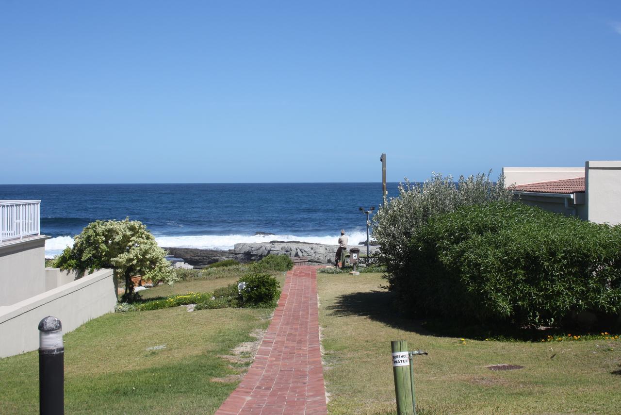 Hermanus Beach Club Appartement Buitenkant foto